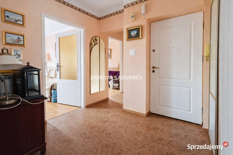 Mieszkanie sprzedam 60m2 3 pokoje Kraków sprzedam