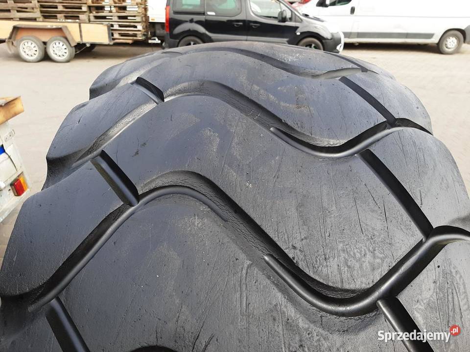 2x Opona używana przemysłowa 265R25 MICHELIN Zaścianki