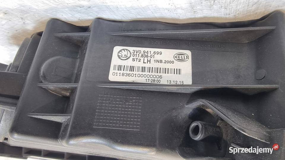 HALOGEN LEWY SKODA SUPERB 3 III 3V 3V0 3V0941699 Lampy przeciwmgielne kujawsko-pomorskie
