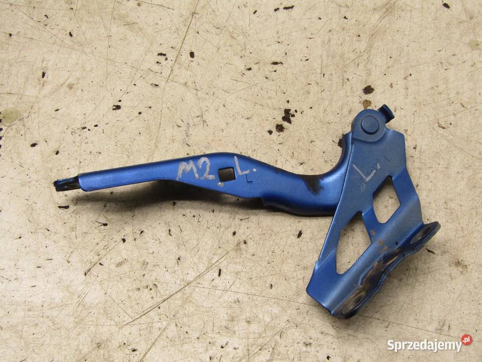 ZAWIAS MASKI LEWY PRZÓD 44J MAZDA 2 DJ