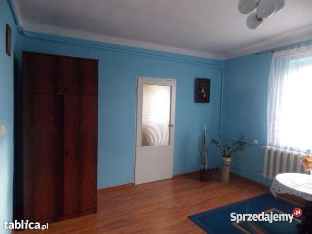 Siedlisko w Zagajewicach gm Osięciny Dom z zabu