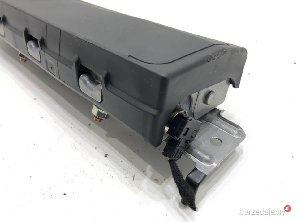 PODUSZKA POWIETRZNA KOLANOWA BMW G30 6820575 osobowe