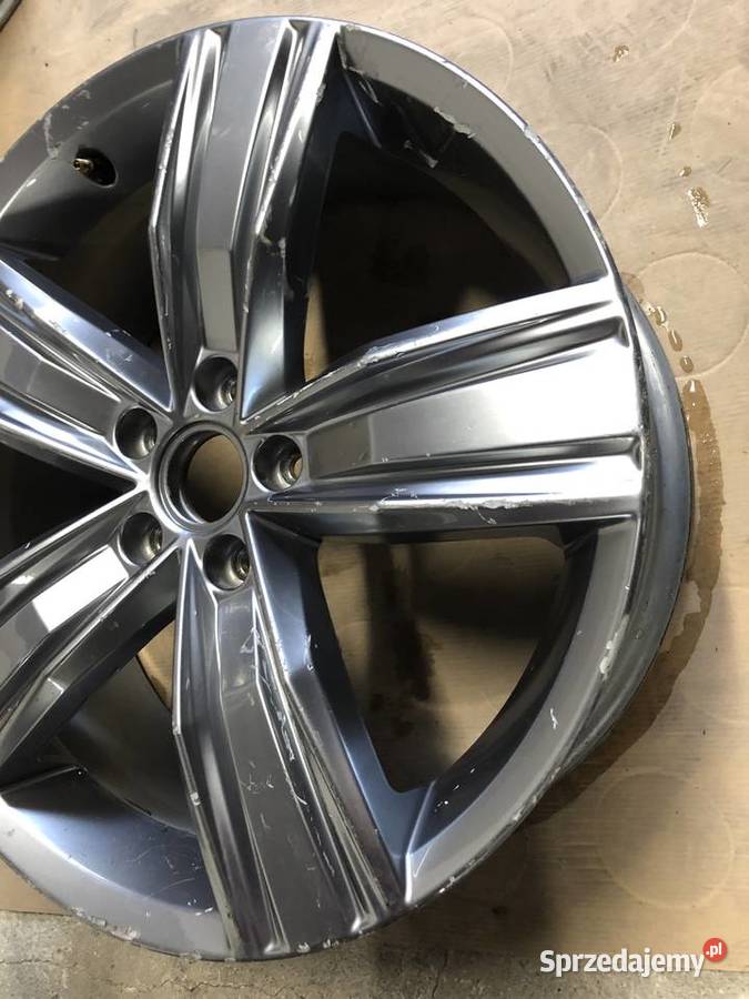 Felga pojedyncza Vw 7Jx19 ET43 5NA601025Q Gostyń