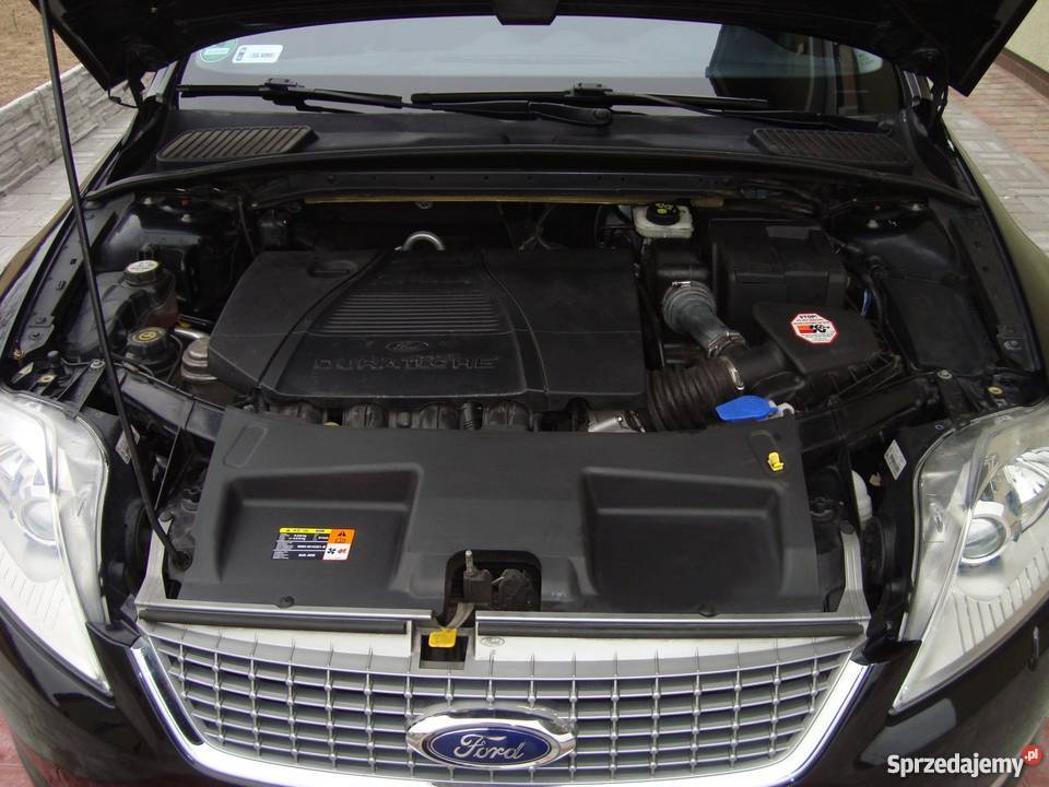 Ford Mondeo Titanium 20 kombi 2007 światła przeciwmgielne Mondeo