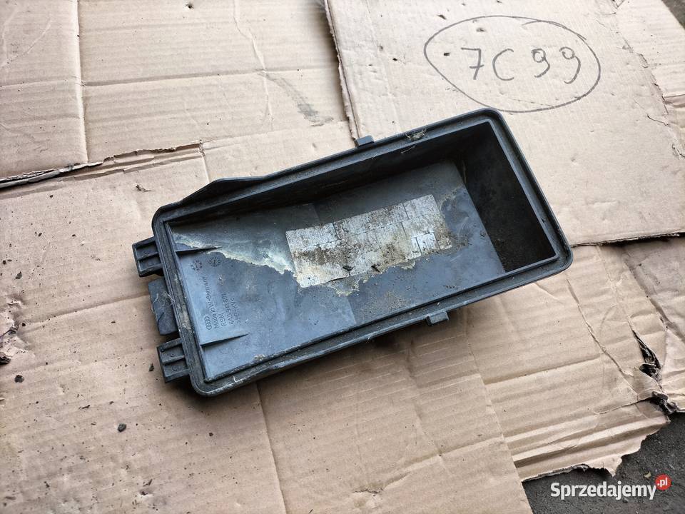 AUDI A6C4 A6 C4 OSŁONA KLAPKA SKRZYNKI lubelskie Kamień-Kolonia sprzedam