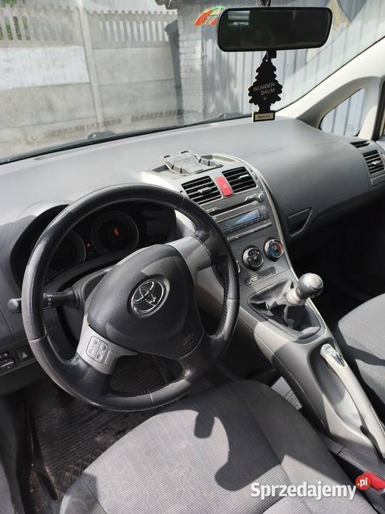 TOYOTA AURIS 14 łódzkie Łask