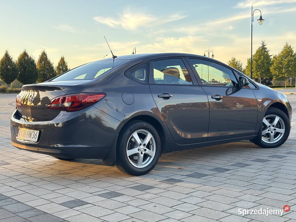 Opel Astra J IV 16 115 Salon Polska Sedan