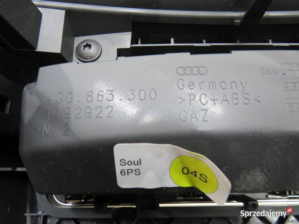 ZAŚLEPKA TUNELU GNIAZDO 12V AUDI A7 4G 4G0863300
