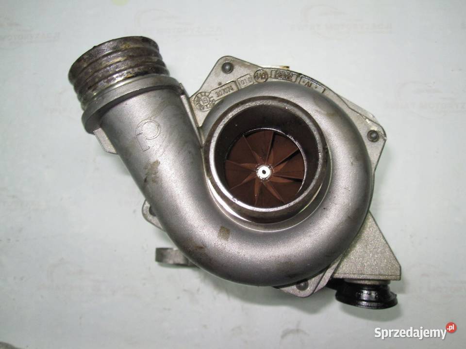 BMW E60 25 B N52B25 307076050 70285120 POMPA osobowe