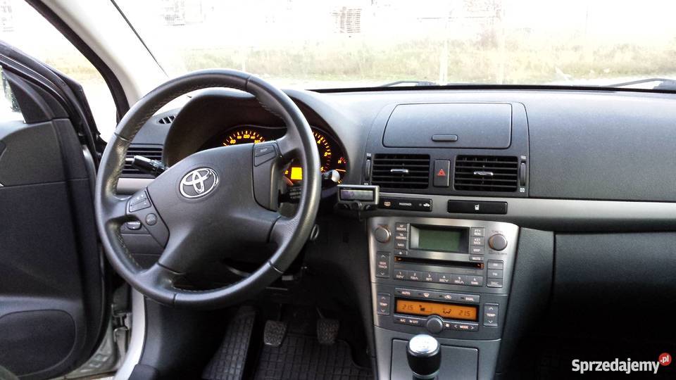 Toyota Avensis II 2007 Liftback 20 D4D Sol bezwypadkowy Gdańsk