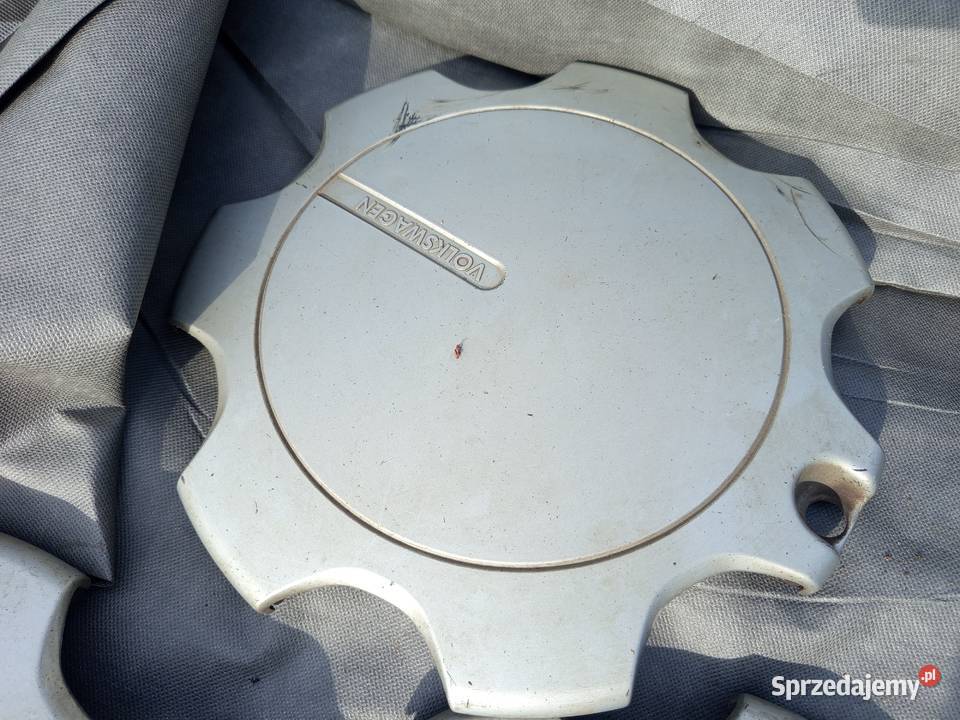 VW dekielek kołpak 357601147A komplet 3 sztuk Pozostałe Kłodawa