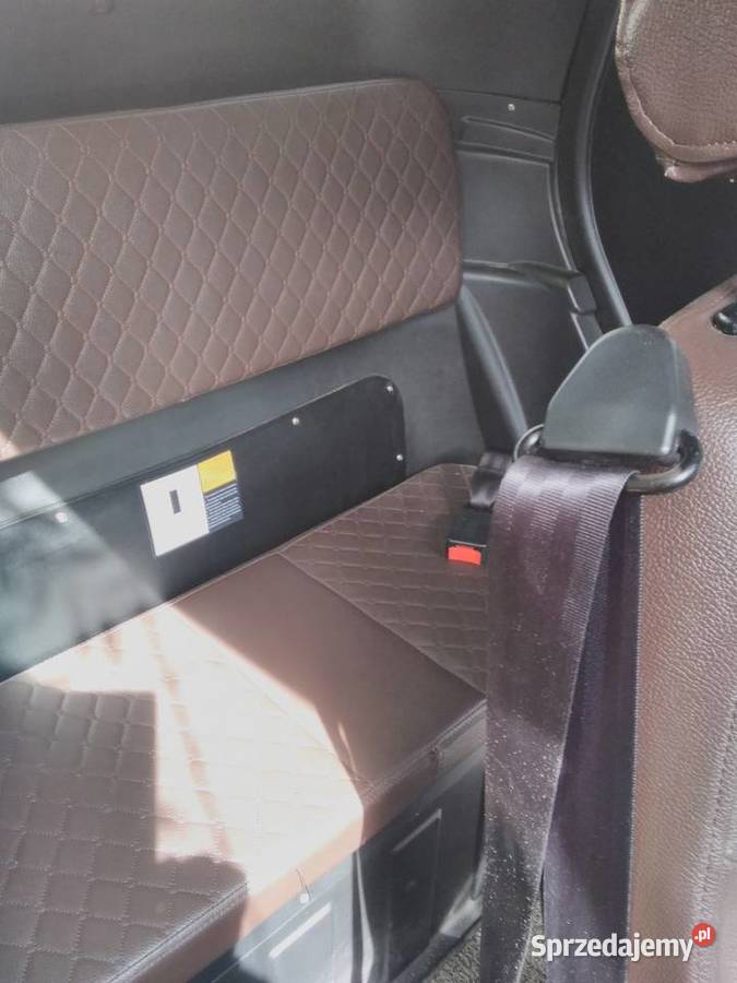 Skuter elektryczny zabudowany J1 Biskupiec