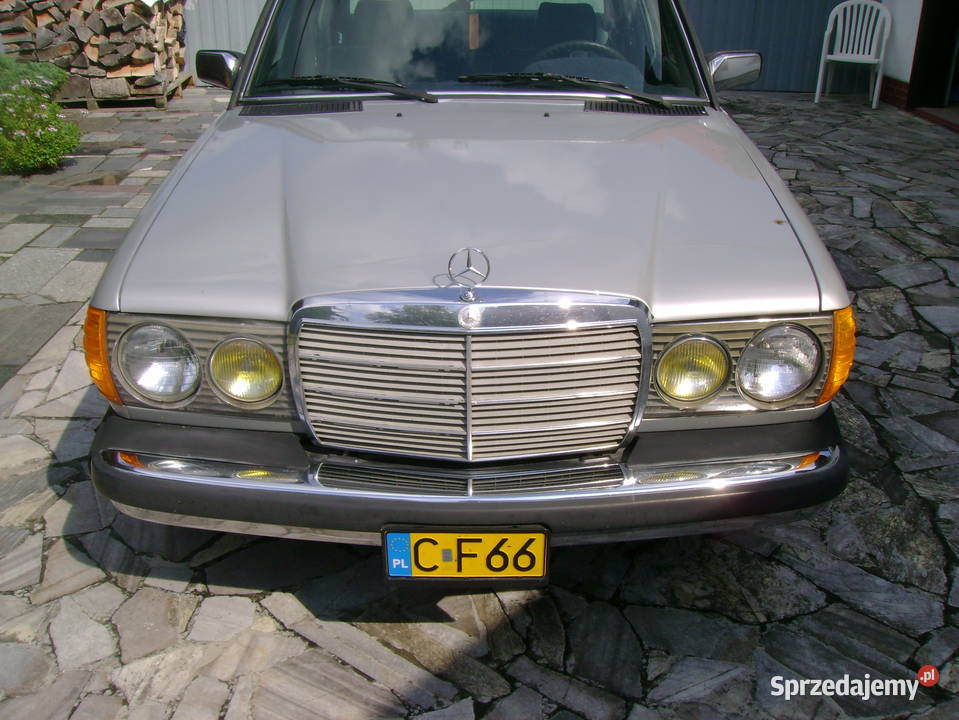 Mercedes w123 300 TD automatyczna W123 Chełmno