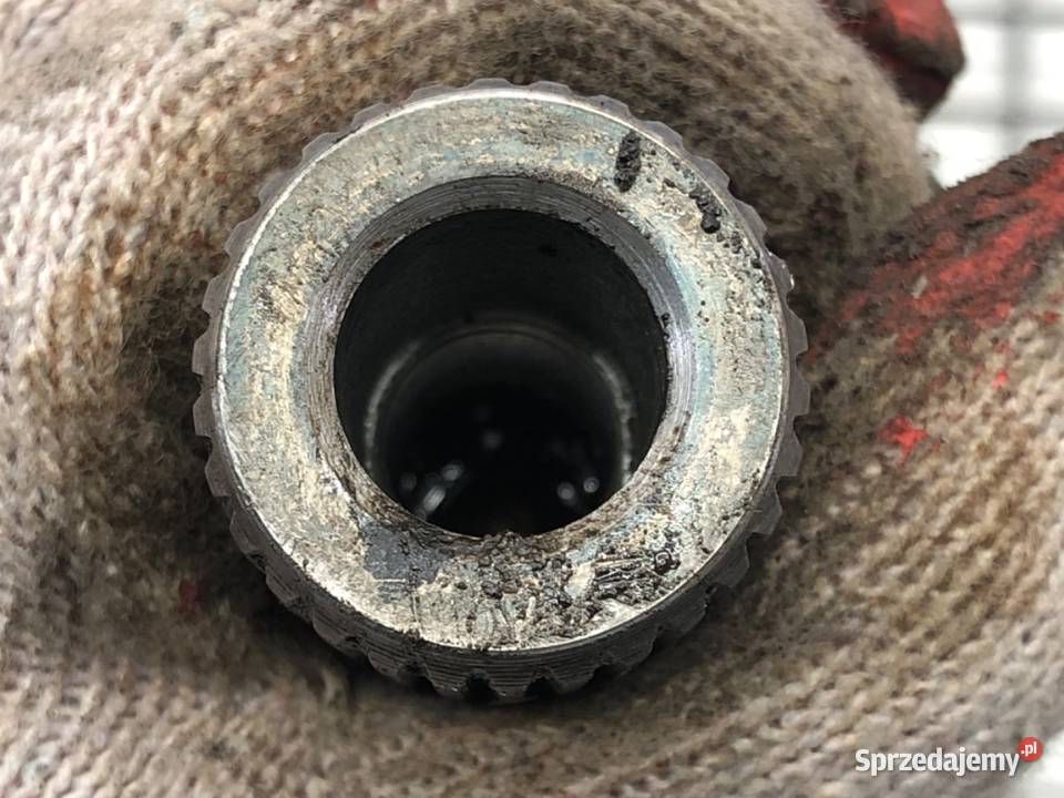 PÓŁOŚ PRAWY PRZÓD MERCEDES X204 21 170 0815