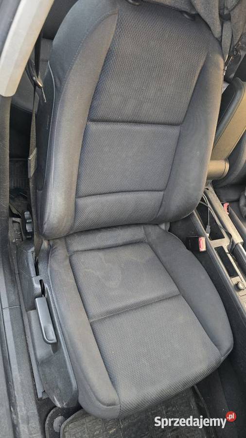 Fotele kanapa A4 B6 kombi podgrzewane