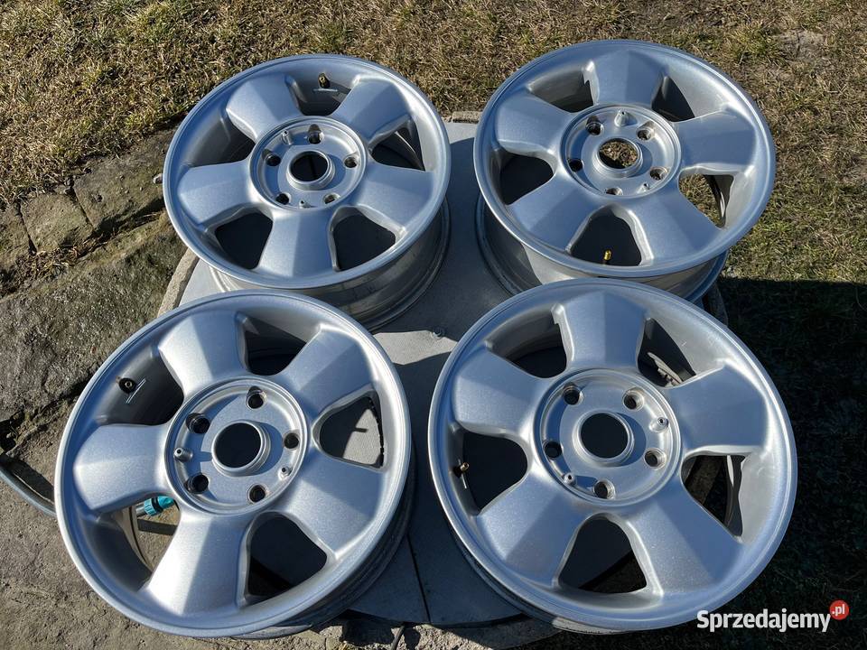 Alufelgi Borbet do Mercedes T1 Kaczka 207410D