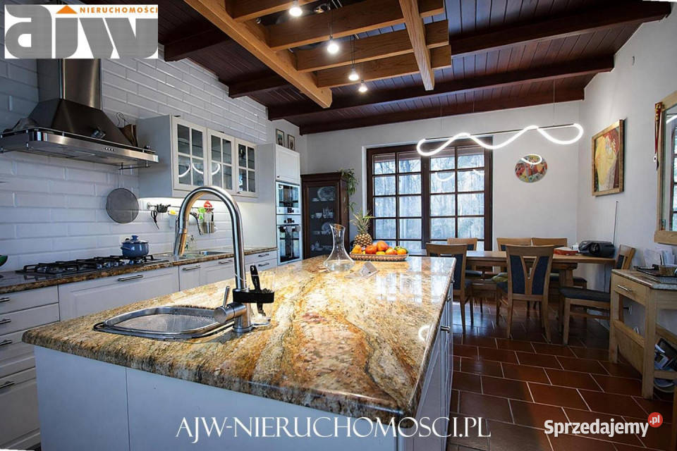 sprzedaży domu wolnostojącego 220m2 Izabelin B mazowieckie