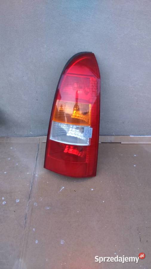 Lampa Opel Astra 2 G kombi tył Części samochodowe Kiszkowo