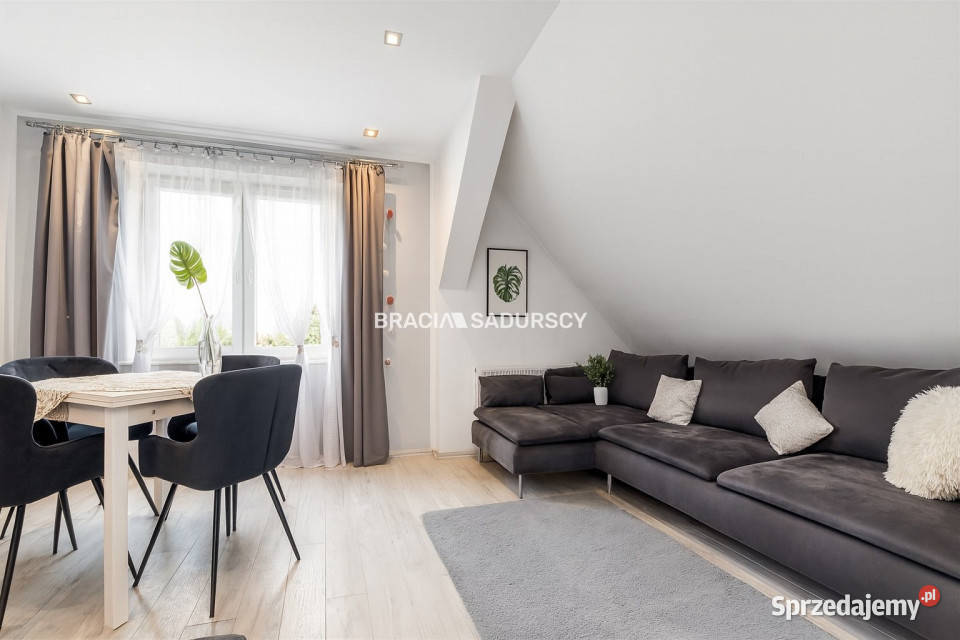 sprzedaży domu wolnostojącego Kraków 220m2 mieszkalny sprzedam