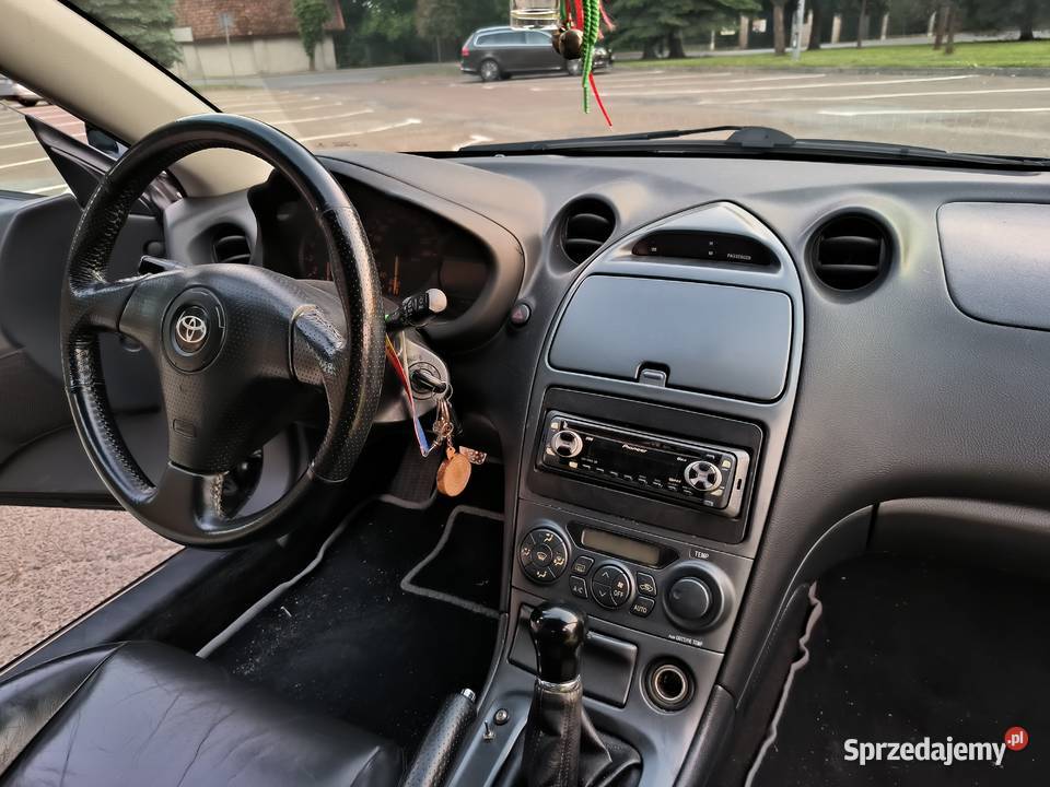 Toyota Celica VII 2003 Polift 18 143 Rok produkcji 2003 Celica podkarpackie Jedlicze