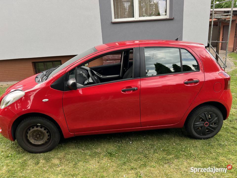Toyota Yaris II 2008 10 69 5 drzwi Brzeszcze