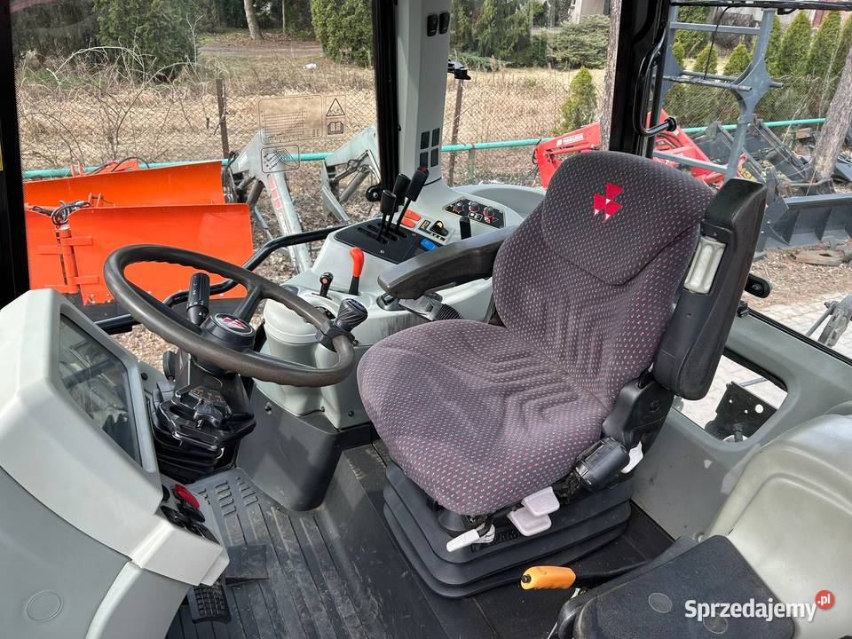 Massey Ferguson 5455 Dyna 4 5445 Perkins 6460 Laskowiec