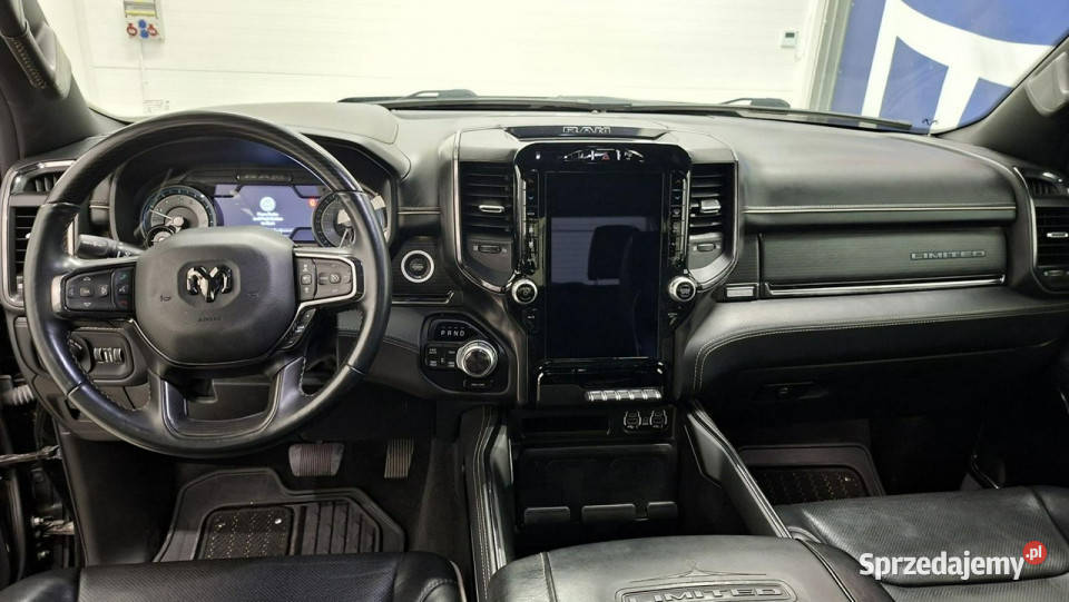 RAM 1500 57 V8 Crew Limited Chrome AWD aluminiowe felgi sprzedam