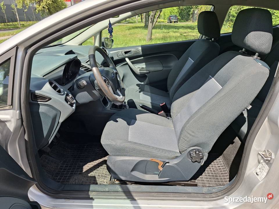 Ford Fiesta VII 16 95 stan Oszczędne Możliwa elektryczne lusterka Bydgoszcz
