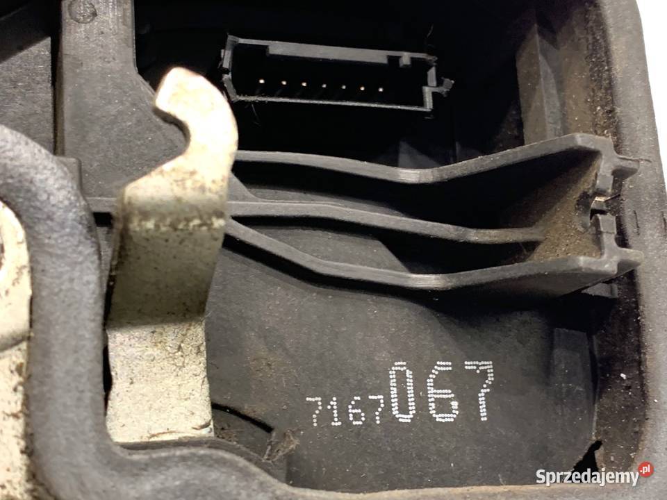 ZAMEK DRZWI LEWY PRZÓD BMW E64 Kabriolet 7167067 Zamki, wkładki i kluczyki sprzedam