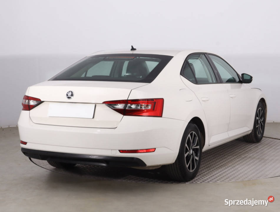 Skoda Superb 15 TSI Rok produkcji 2019 Piaseczno