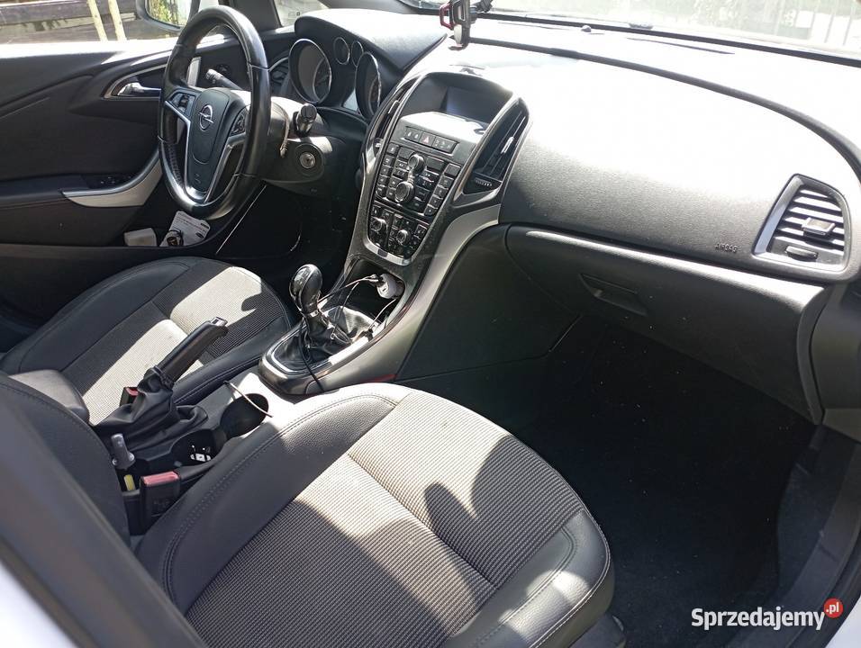 Sprzedam OPEL ASTRA J 20 CDTI 170 KOMBI 2011R komputer pokładowy śląskie Czechowice-Dziedzice