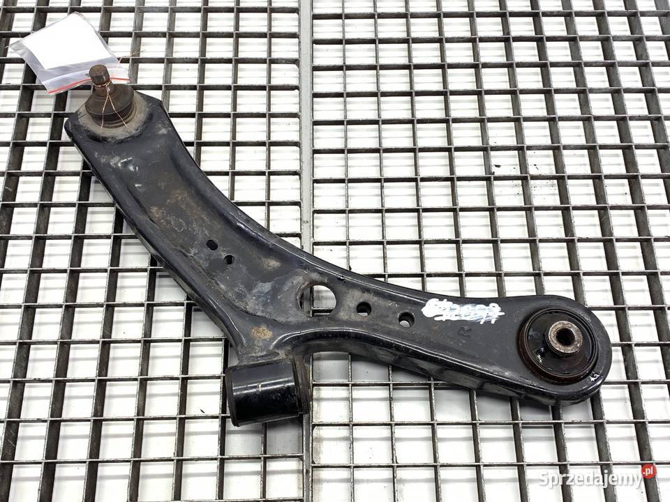 WAHACZ PRAWY PRZÓD SUZUKI SX4 Hatchback PRZEDNI osobowe Wahacze podkarpackie sprzedam