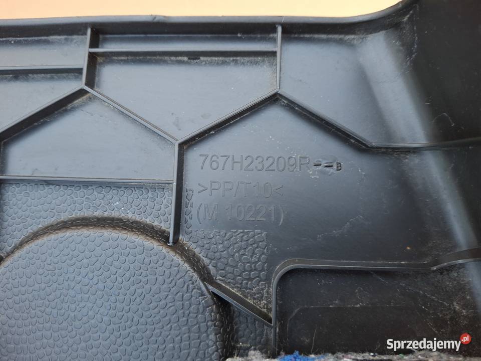 RENAULT CAPTUR II 2 BOCZEK TAPICERKA BAGAŻNIKA Bieleń