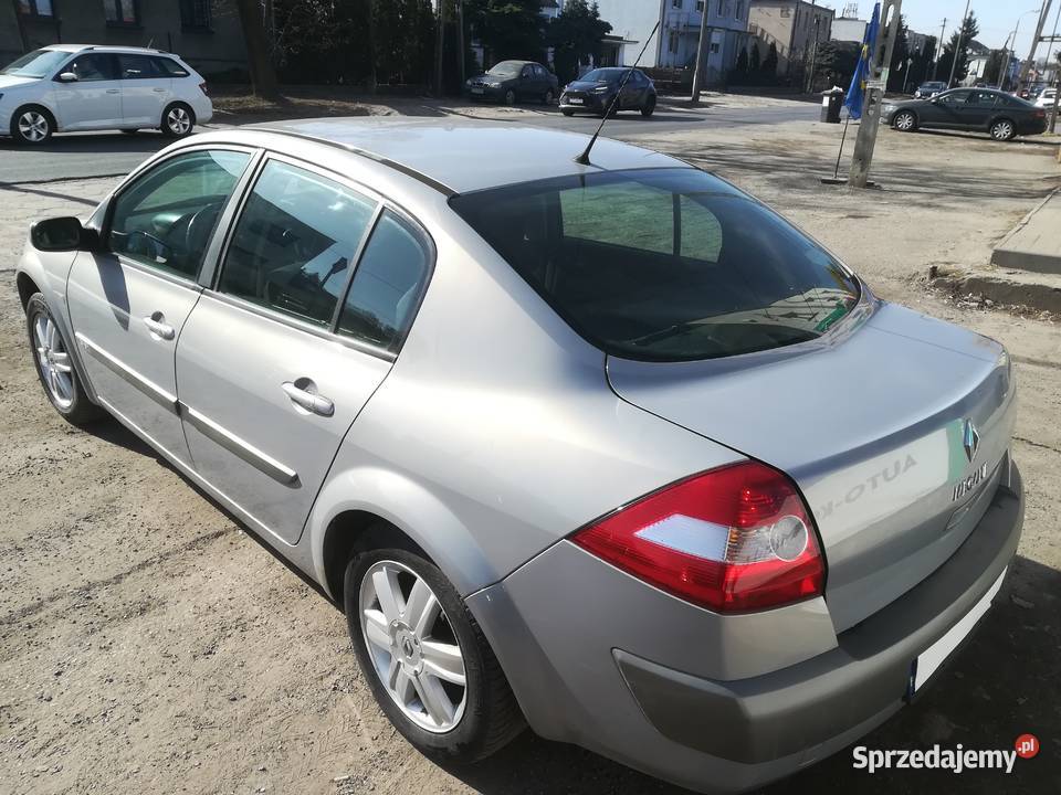 RENAULT MEGANE II 16i 2004r GAZ SEDAN garażowany
