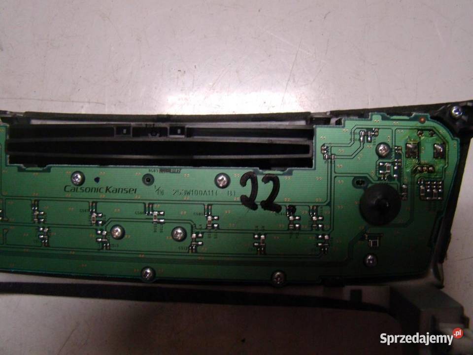 PANEL RADIA INFINITI M30 M37 M35 M30D wielkopolskie