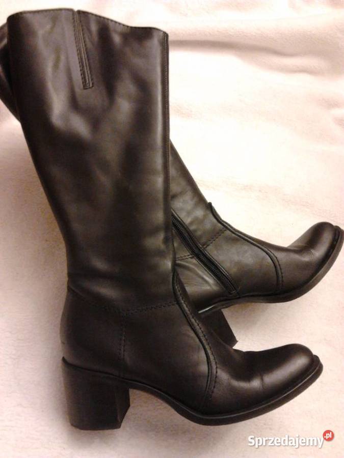 Skórzane kozaki rozmiar 35 kolor czarny zapinane Kozaki Kraków sprzedam