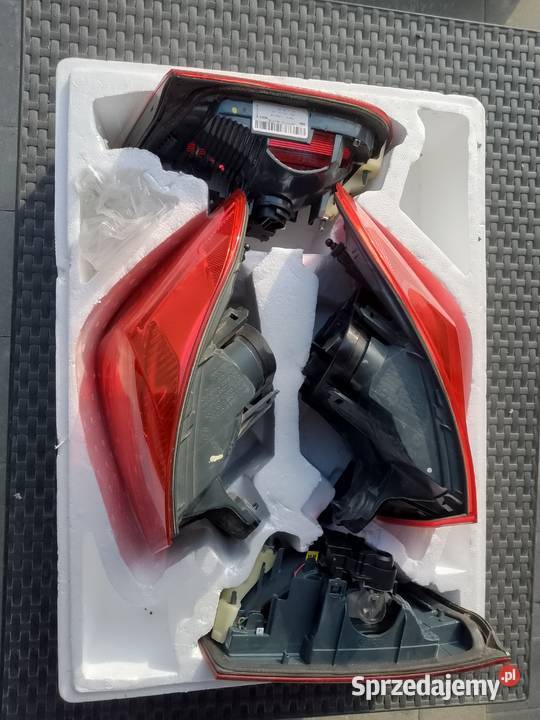 Lampy tylne BMW 3 F30 osobowe Bychawa