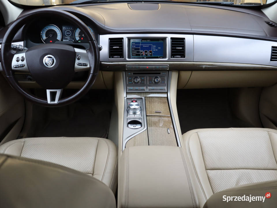 Jaguar XF 30 Katowice