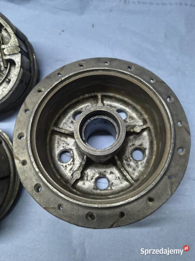 Piasta tył szczękotrzymacz WSK 125 Rzeszów