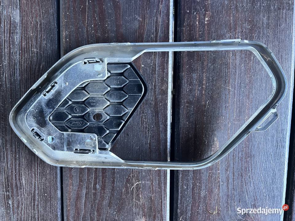 Ford Kuga MK2 Lift kratka ramka halogenu lewa wielkopolskie Wągrowiec