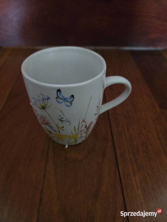 Zestaw 4 kubków stan NOWY pojemność 250350 ml Czaplinek sprzedam