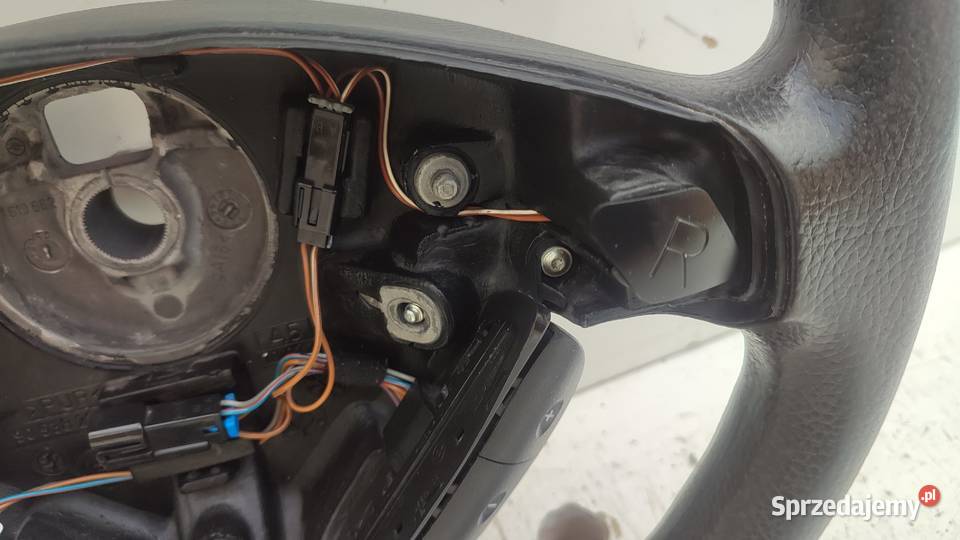 31KIEROWNICA WIELOFUNKCYJNA OPEL ASTRA 2 G osobowe