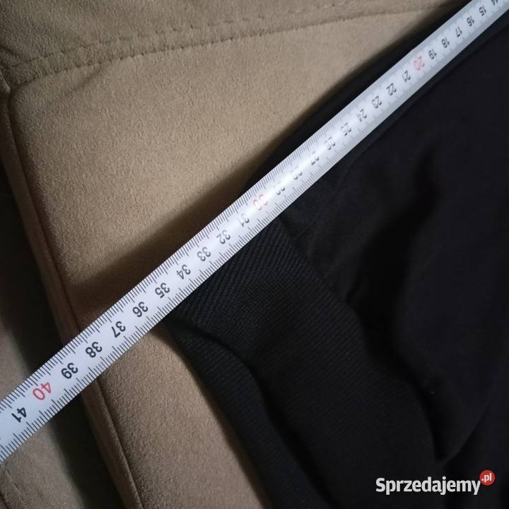 Czarna bluza BASIC M L gładka bez kaptura 100 Weronikopole