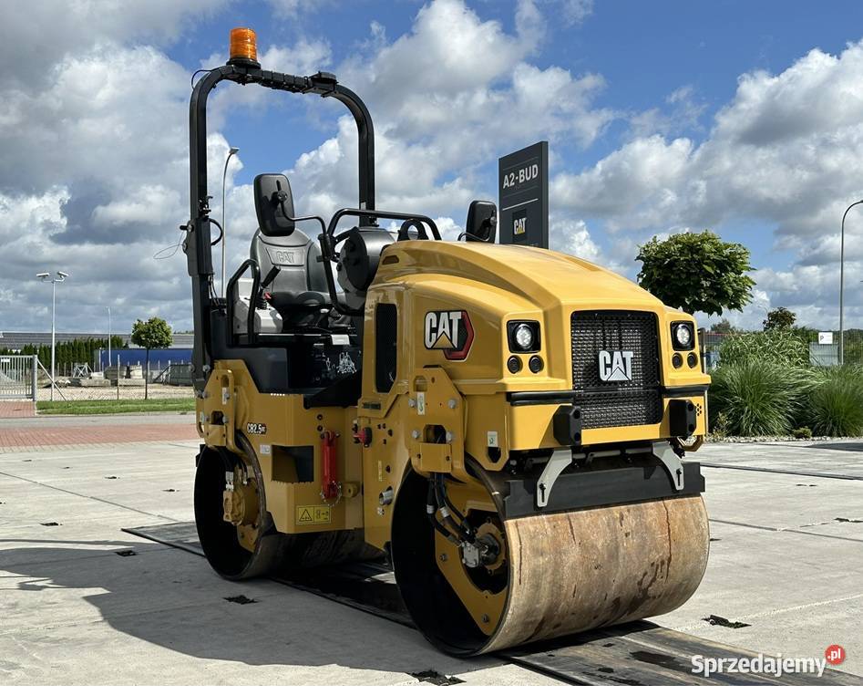 WALEC DROGOWY CATERPILLAR CB25 GC wielkopolskie Tuliszków
