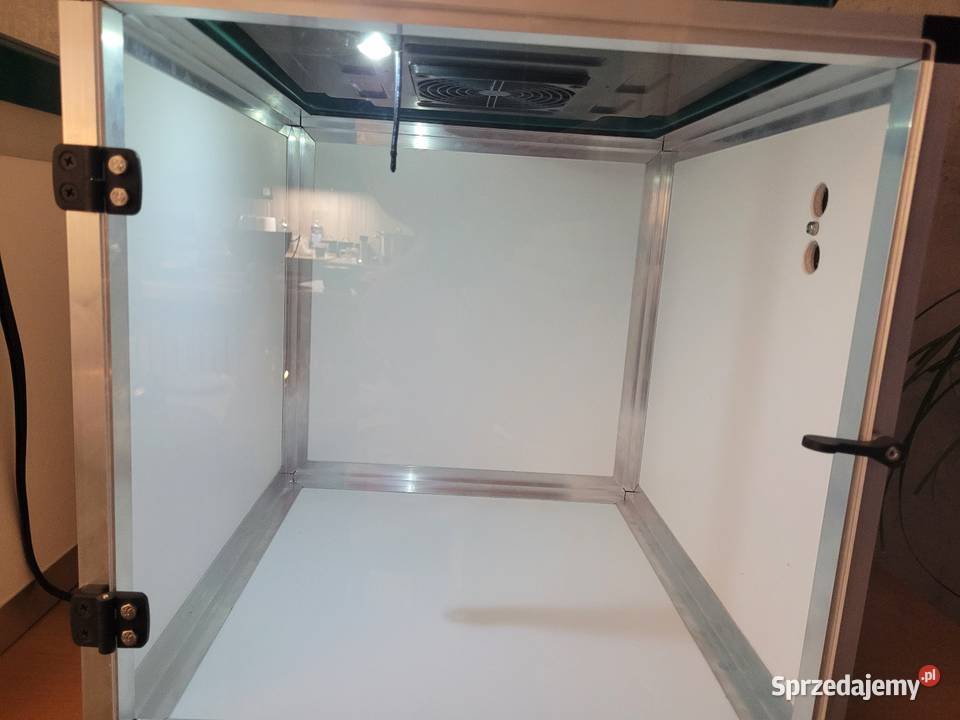 Odchowalnik papug Kościan