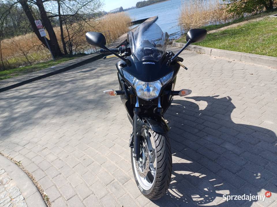 Honda CBR Honda CBR 250R ABS polski salon mały sportowy Honda Wałcz