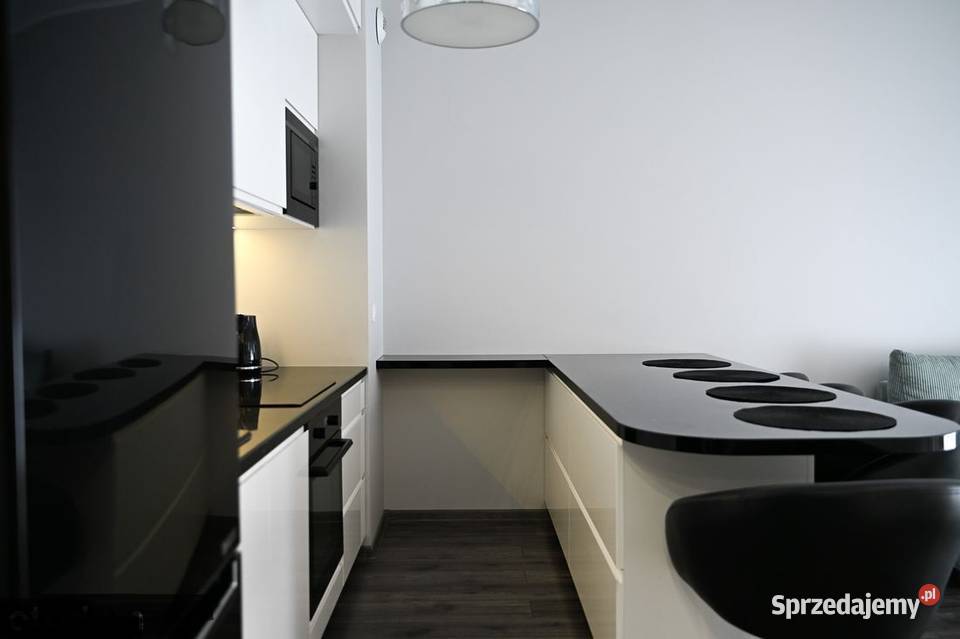 3pok 51met Trzebnickiej BALKONWINDA2017 Wrocław