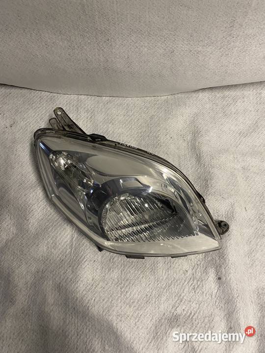 Lampa prawy przód Nemo Fiorino Bipper Qubo prawe Jasienica