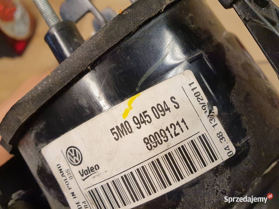 VW GOLF PLUS LAMPA PRAWA TYLNA PRAWY TYŁ osobowe