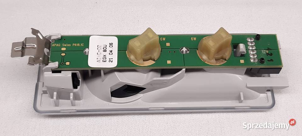 LAMPKA PODSUFITKI KABINY TYŁ BMW E90 E91 6950087 Części samochodowe Mielęcin